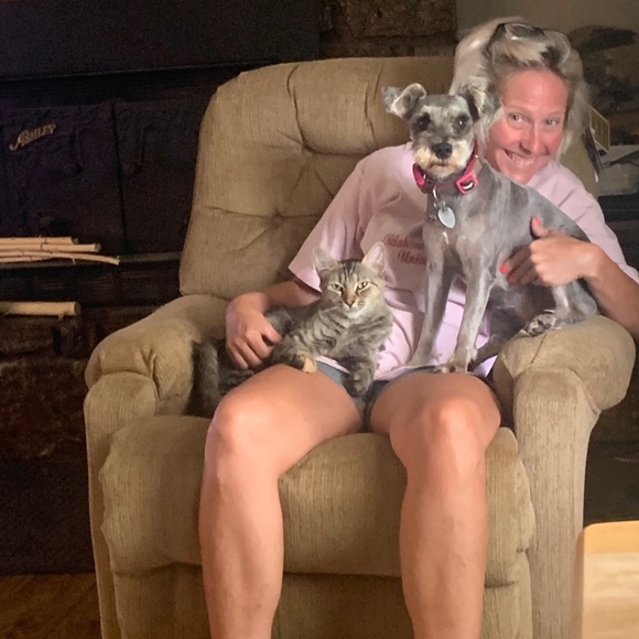 Meet your Posher, Stacie - Picture 5 of 14